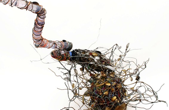 easy recycled art sculpture