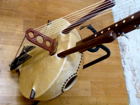 Afrički glazbeni instrumentiAfrički glazbeni instrumenti  